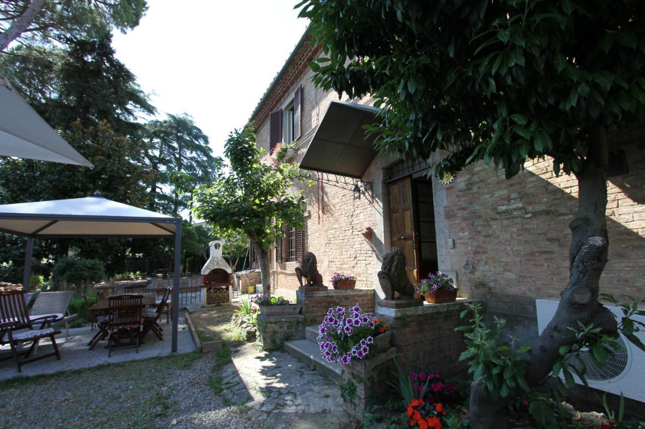 Villa Paola B&B เซียนา ภายนอก รูปภาพ