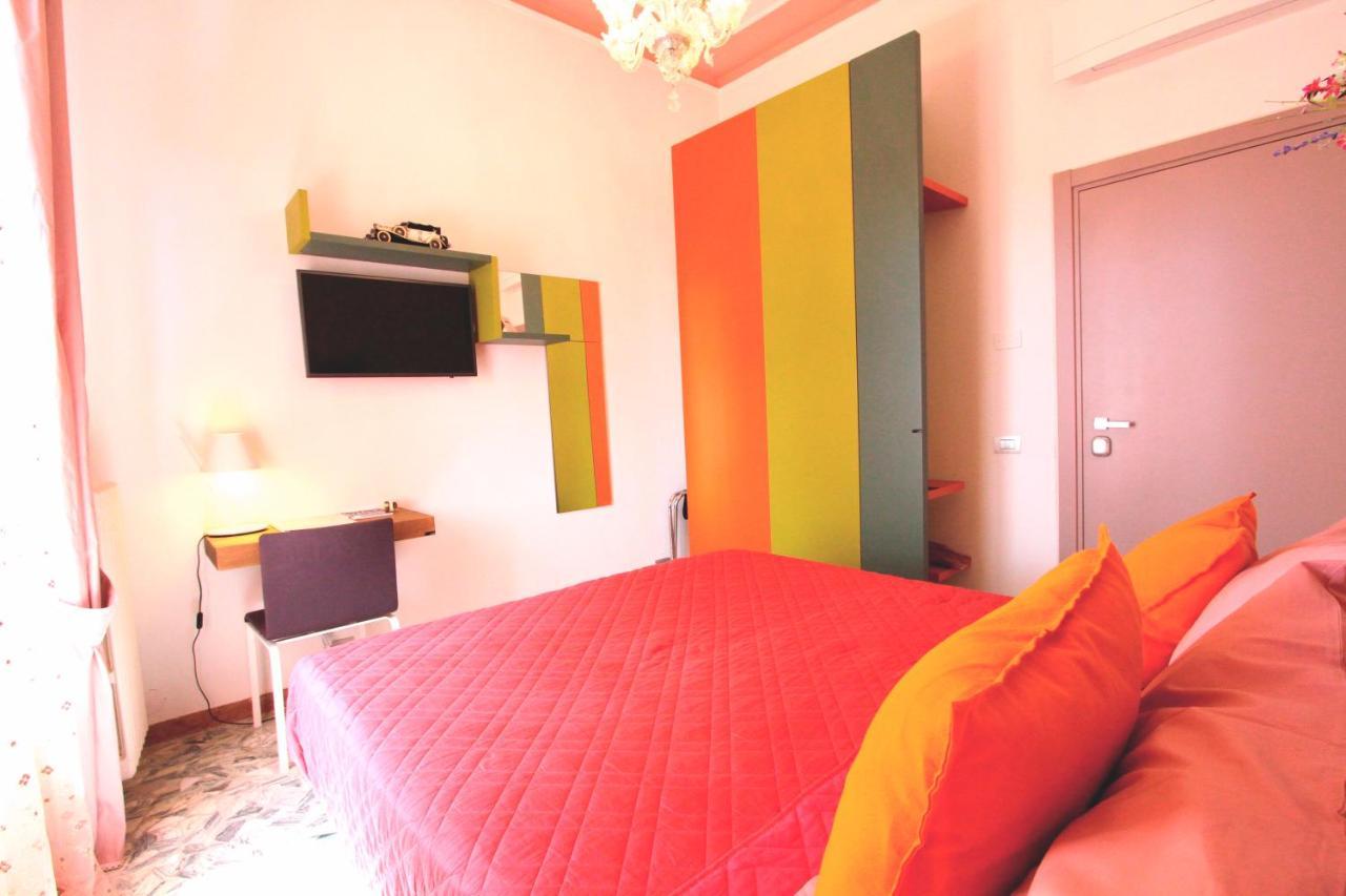 Villa Paola B&B เซียนา ภายนอก รูปภาพ