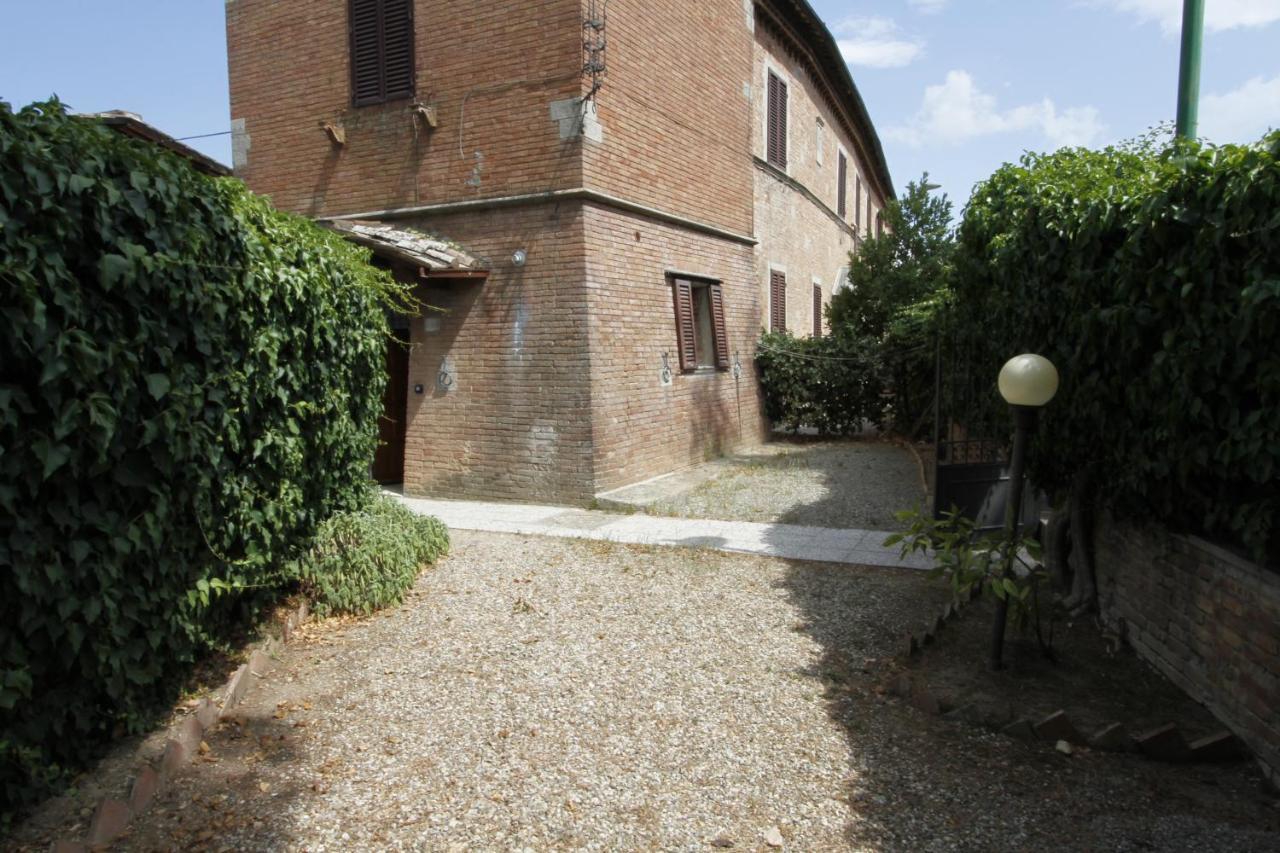 Villa Paola B&B เซียนา ภายนอก รูปภาพ